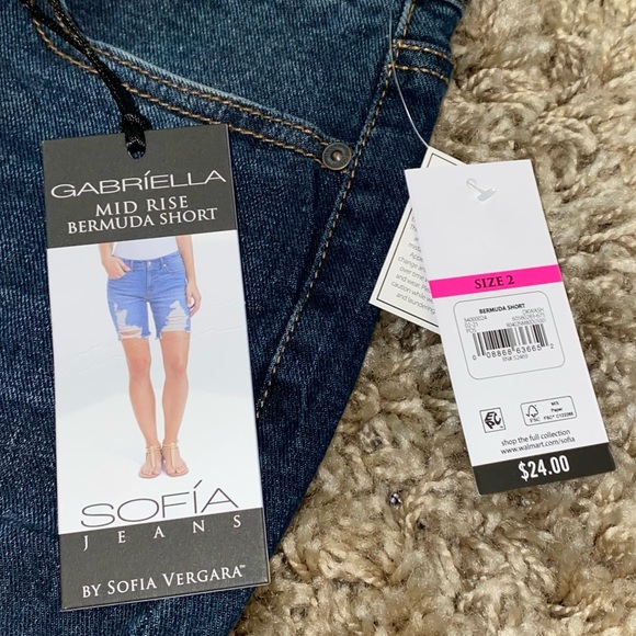 Sofia Vergara mid rise Bermuda distressed jean shorts size 2 - Picture 2 of 14